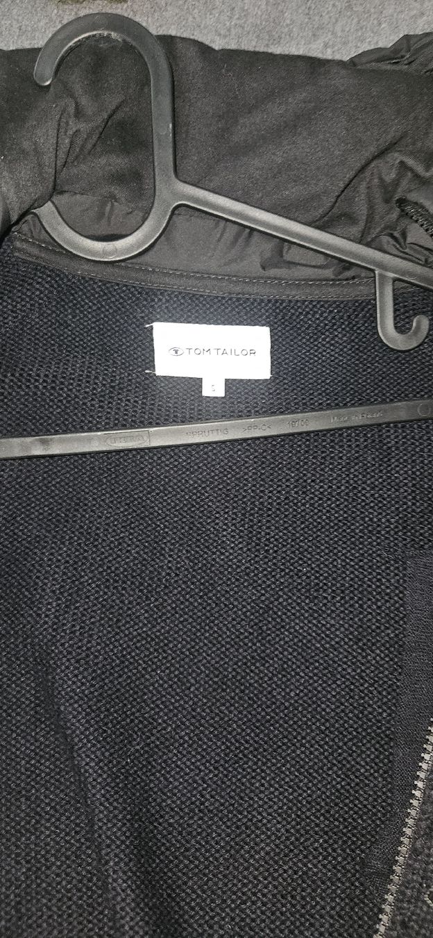 Tom Tailor Jacken: Tom Tailor Strickjacke mit Kapuze, Grösse S, Schwarz – Neu (gemäss Beschreibung) aus Schönenwerd von sch_2hzq 1
