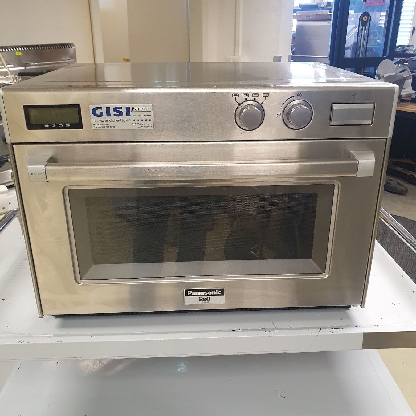 Elettrodomestici da cucina: Gastro Mikrowelle – Usato da Niederwangen BE venduto da HasGastrobedarf 1