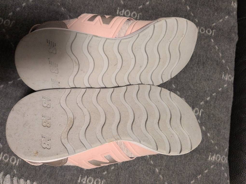 Damenschuhe: New Balance Damenschuhe  – Gebraucht aus Aarburg von Noemi.H 2