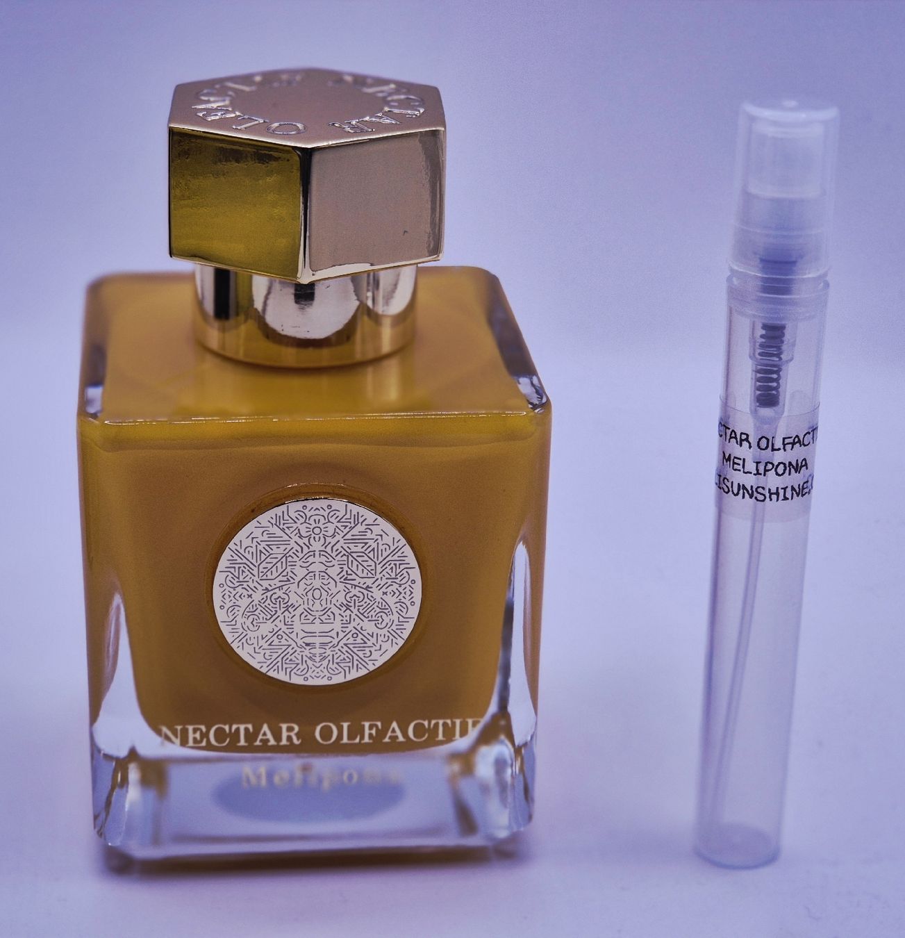 Nectar Olfactif Profumi & Eau de Toilette: 5 ml MELIPONA NECTAR OLFACTIF EXTRAIT ABFÜLLUNG – Nuovo (secondo la descrizione) da St. Gallen venduto da CaliSunshine