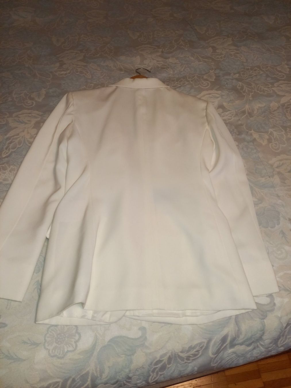 Giacche: Blazer da donna bianco – Nuovo (secondo la descrizione) da Brione s. Minusio venduto da clk_8kjj 2