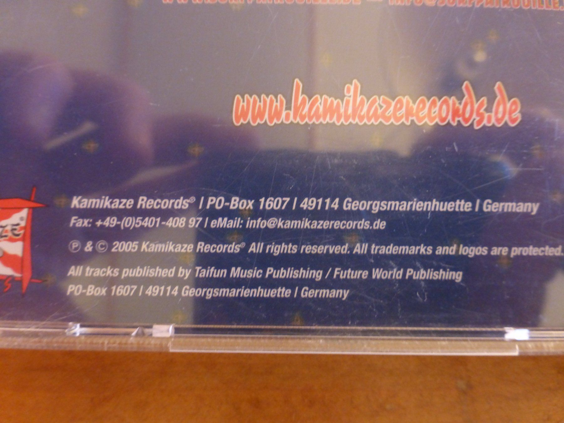 CD: Surfpatrouille Instronaut CD Kamikaze Records Surf – Usato da Zumikon venduto da psisound 2