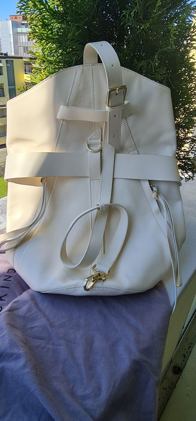 Liebeskind Altro in  Abbigliamento & Accessori: Liebeskind Schulter Tasche. – Nuovo (secondo la descrizione) da Zürich venduto da Olala_ 1