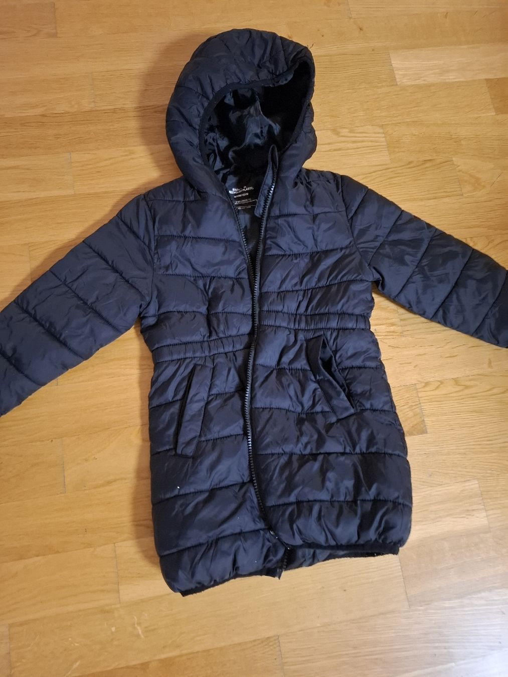 Jacken & Mäntel: Winterjacke für Mädchen, Grösse 122, Schwarz – Gebraucht aus Baar von Jhonny18