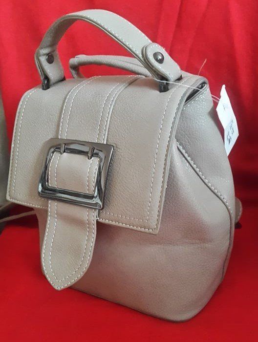 Zaini: petit Sac a dos – Nuovo (secondo la descrizione) da Renens VD venduto da cla_7zv5 1