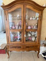 Vitrine ancienne fin XVIII en noyer/Vitrine aus Nussbaumholz
