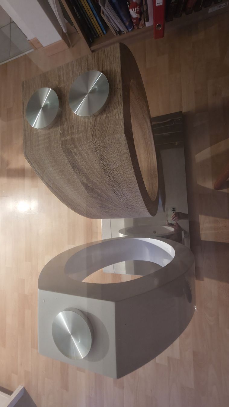 Tavoli: Moderner Designtisch mit Glasplatte, Top Zustand! – Nuovo (secondo la descrizione) da Buchs AG venduto da Marcra 5