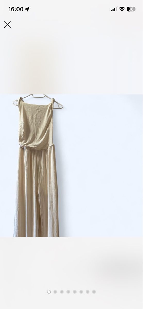 Jumpsuits: Cream Jumpsuit – Neuf (Voir description) à Madiswil par ren_gqz9