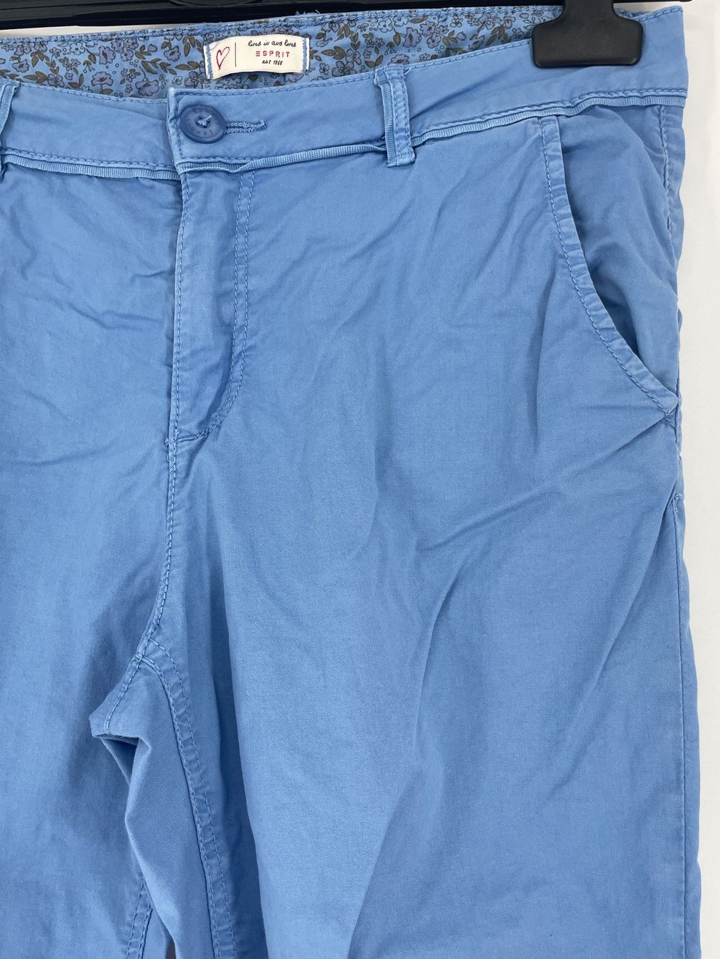 Esprit Pantaloni: Hose Gr. 32 von Esprit – Usato da Auenstein venduto da moin. 1
