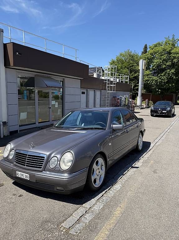 Automobili: Mercedes E320 W210  – Usato da Lenzburg venduto da ata_87w6 2