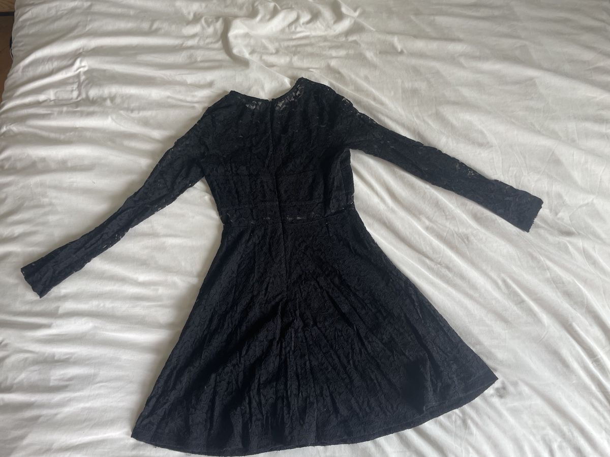 Tally Weijl Robes: Elegantes Spitzenkleid, Grösse M – D'occasion à Rafz par Bina261 1