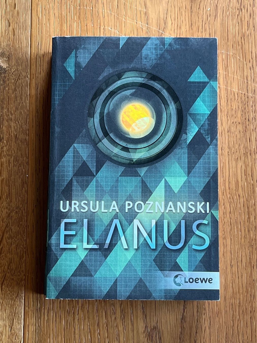 Libri: Elanus - Ursula Poznanski – Usato da Richterswil venduto da tilodecooli