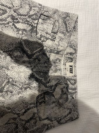 Damen Hose Schlangenmuster Grösse 38 guter Zustand