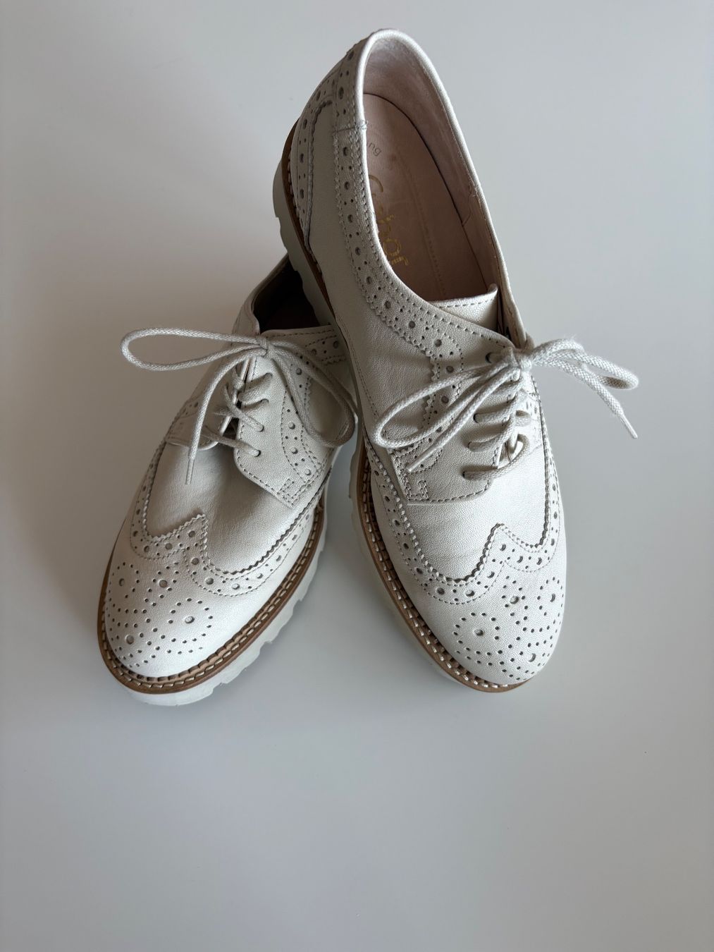 Gabor Scarpe da donna: Gabor Schnürer hellbeige Grösse 4 – Usato da Weggis venduto da Viva80
