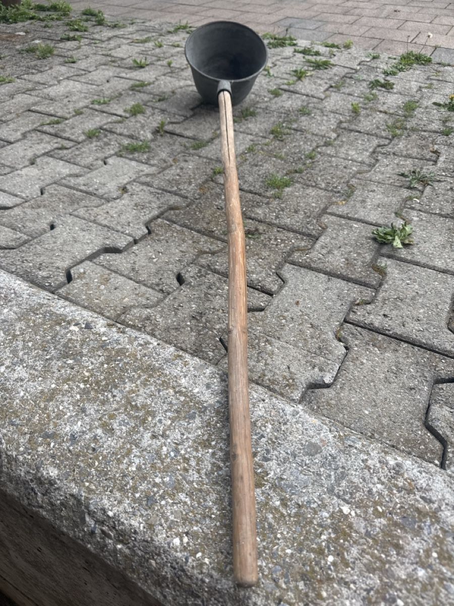 Alle Werkzeuge: Bschüttigone – Gebraucht aus Matten(St.Stephan) von ren_r8tw 1
