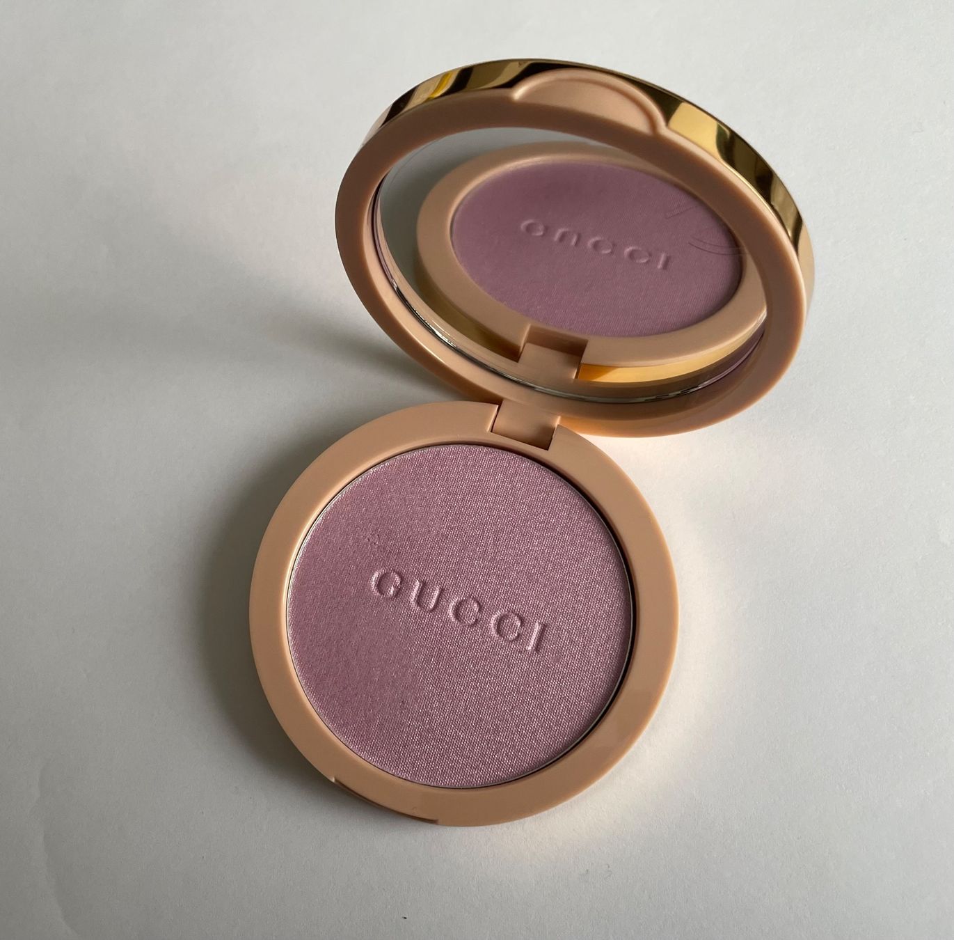 Gucci Make-up: GUCCI Highlighter NP. 69.90 – Neu (gemäss Beschreibung) aus Rüfenacht BE von Milena_1 7