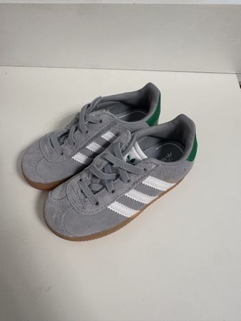Ungetragene Adidas Gazelle Sneaker Kinder Grau Grösse 24