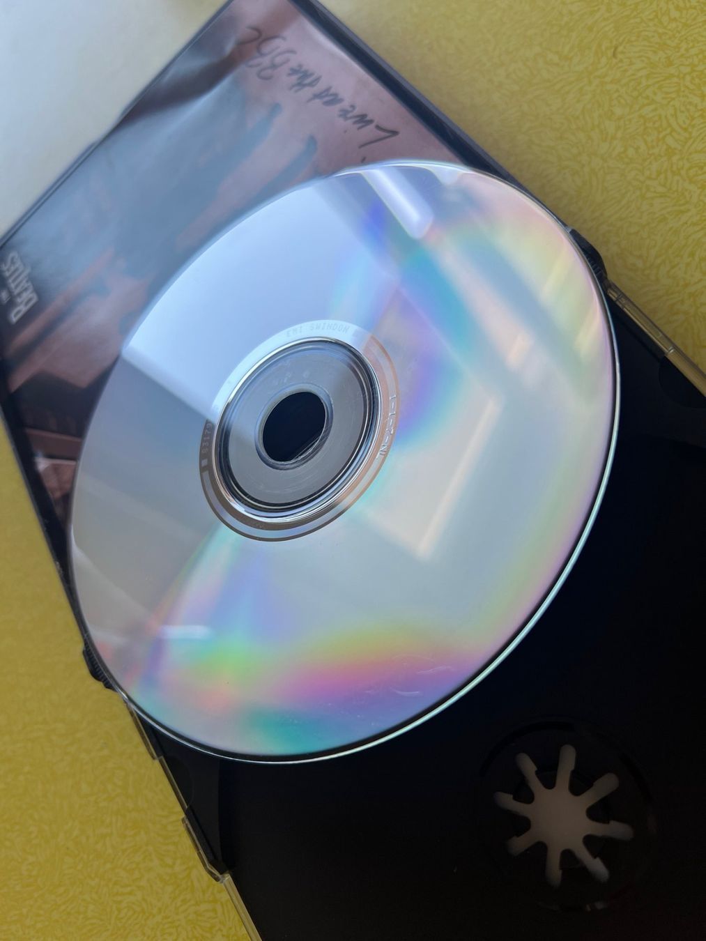 CD: Beatles Live at the BBC CD – Usato da Pieterlen venduto da Plasticbox 3