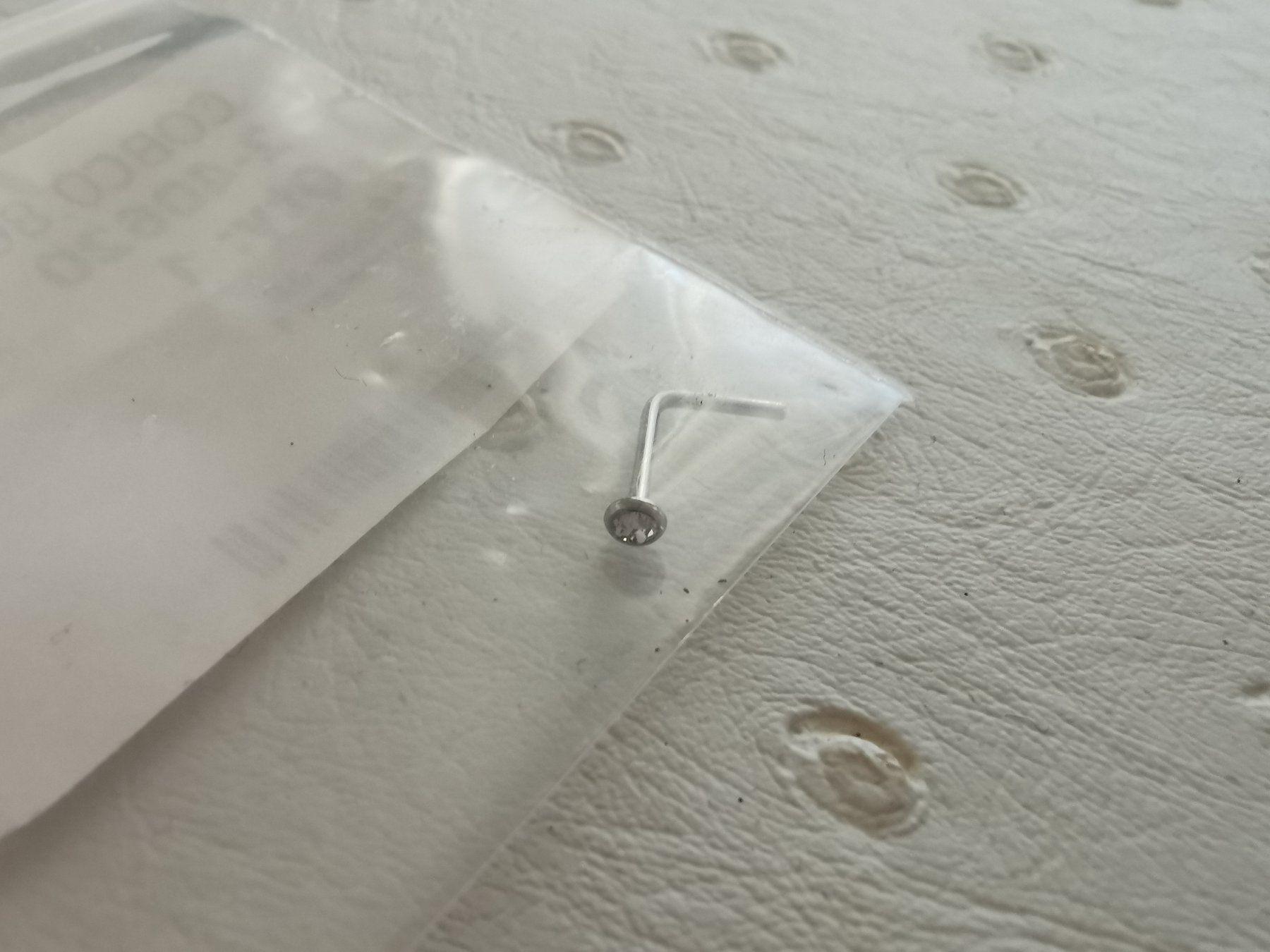 Piercingschmuck: Nasenpiercing - Nasenstecker – Neu und originalverpackt aus Rickenbach b. Wil von Kth_v8