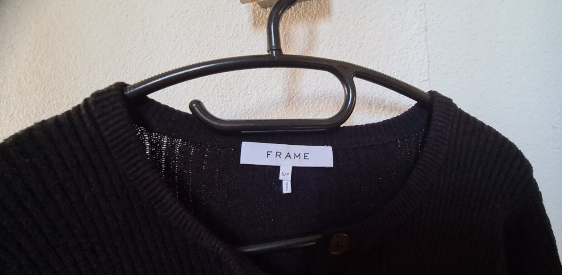 Giacche: Strickjacke Marke Frame schwarz Gr. S – Usato da Wettingen venduto da Mahariko 2