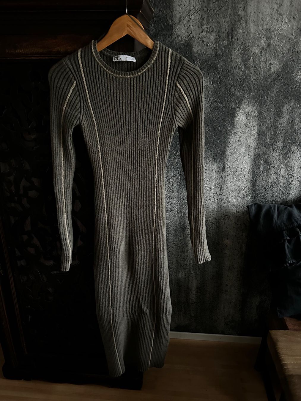 Zara Vestiti: Langes Strickkleid – Nuovo (secondo la descrizione) da Wettingen venduto da Annarosa65 6