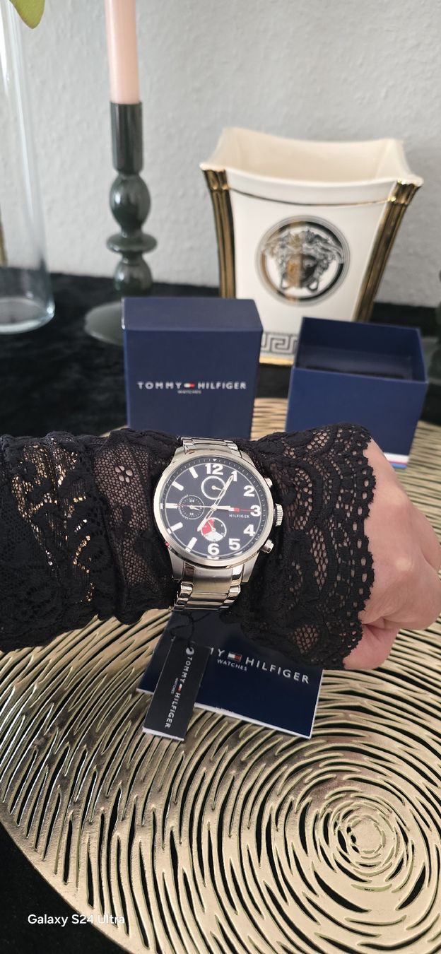 Tommy Hilfiger Uhren: Tommy Hilfiger Uhr – Gebraucht aus St. gallen von dan005 7
