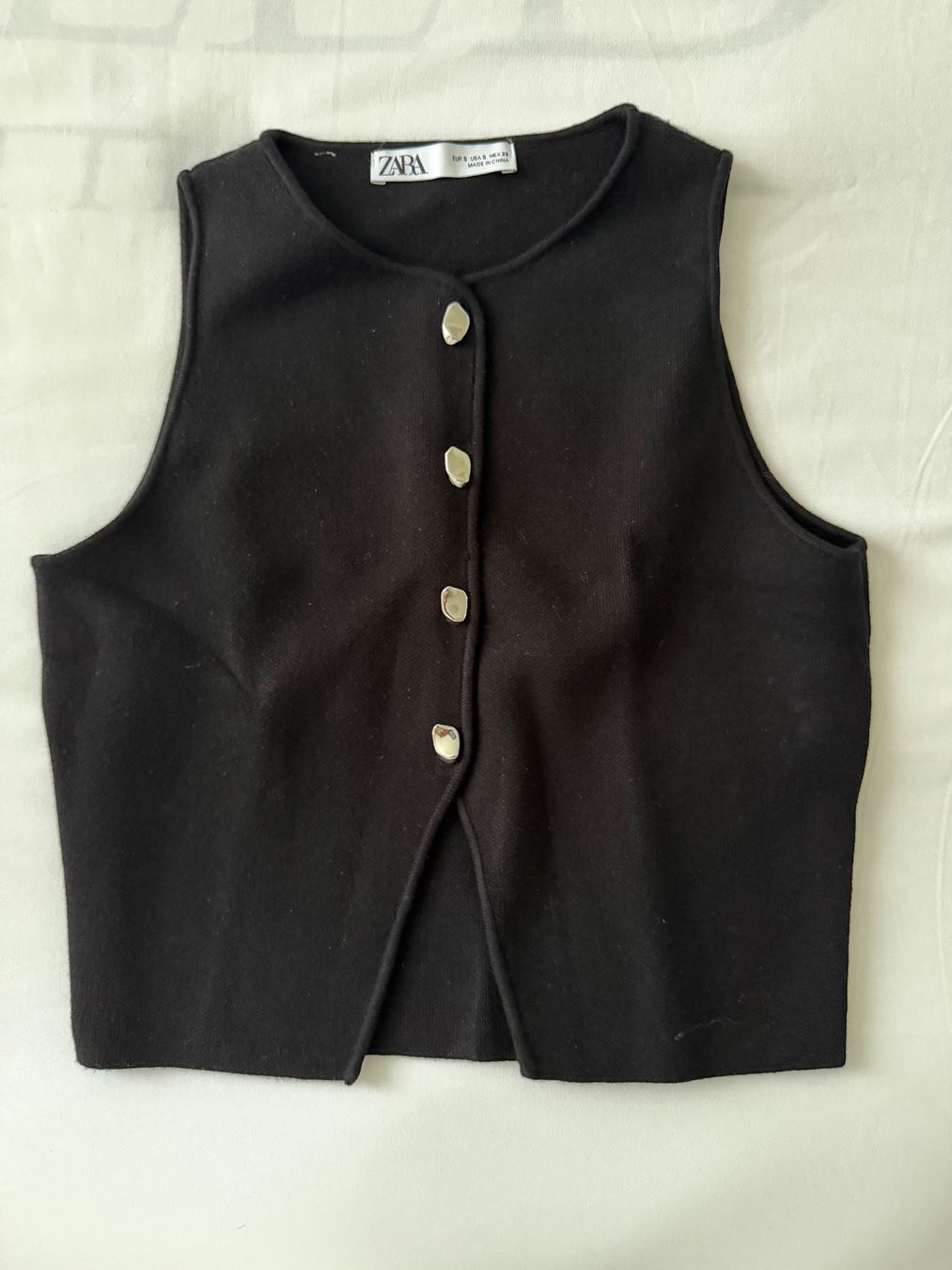 Zara Gilet & Giacche senza maniche: Weste in schwarz – Usato da Zürich venduto da nat_9yf2