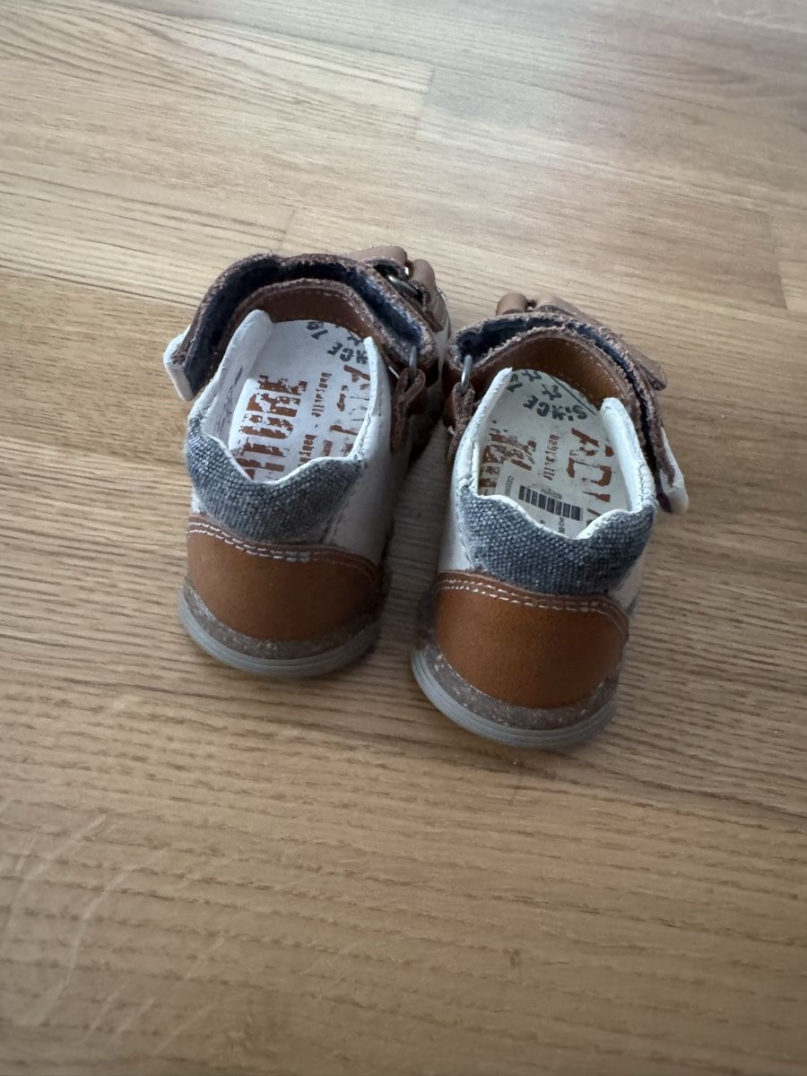 Scarpe per ragazzi: Sandales garçon taille 23 – Nuovo (secondo la descrizione) da La Chaux-de-Fonds venduto da kel_9khc 2