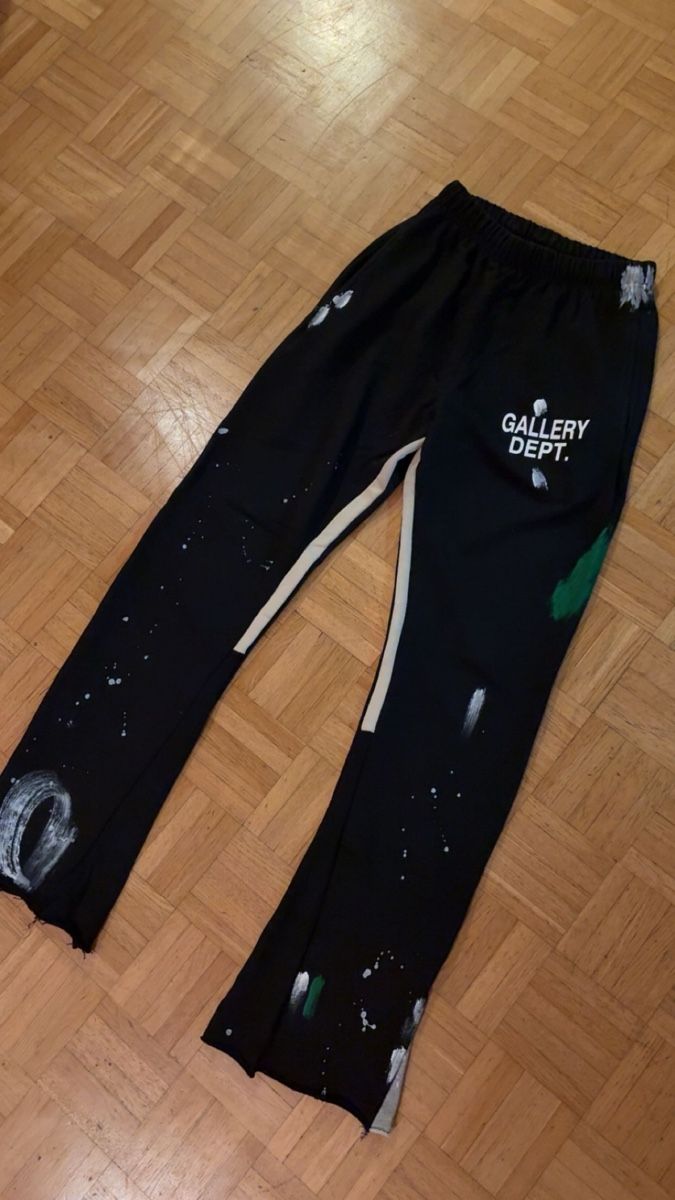 Gallery Dept. Hosen: Gallery Dept. Jogginghose Schwarz - Grösse M – Neu (gemäss Beschreibung) aus Wallisellen von ac.wa 1