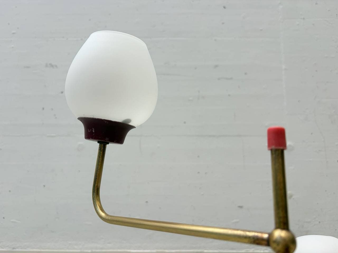 Lampadari & plafoniere: Sputnik Deckenleuchte mit Messinggestell und Opalglas, 50er – Usato da Zürich venduto da LeMoege 7