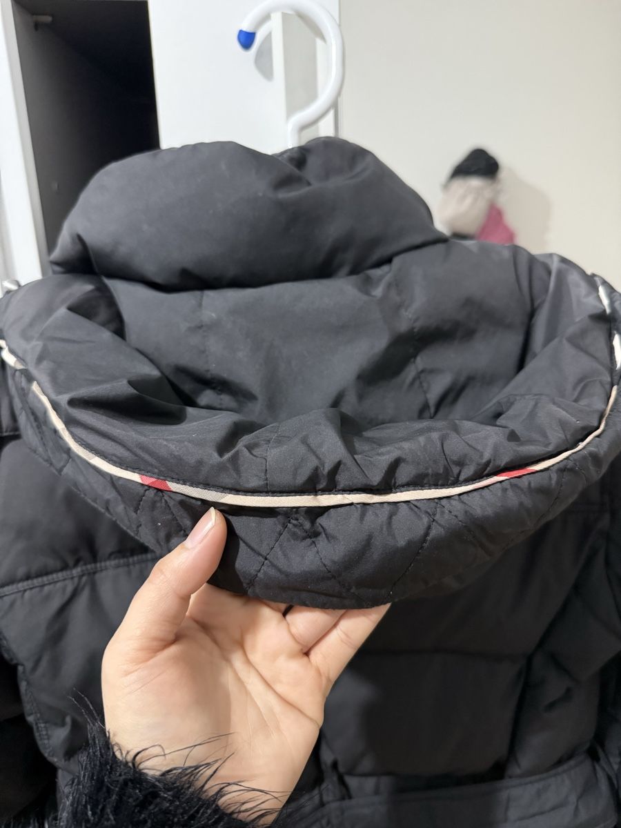 Burberry Giacche: Burberry Brit Down Puffer Jacket - Size XS - Ladies – Usato da Seon venduto da Avina12 5