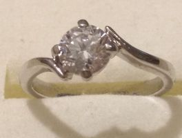Traumhafter platinierter Ring Zirkonia gr. 51