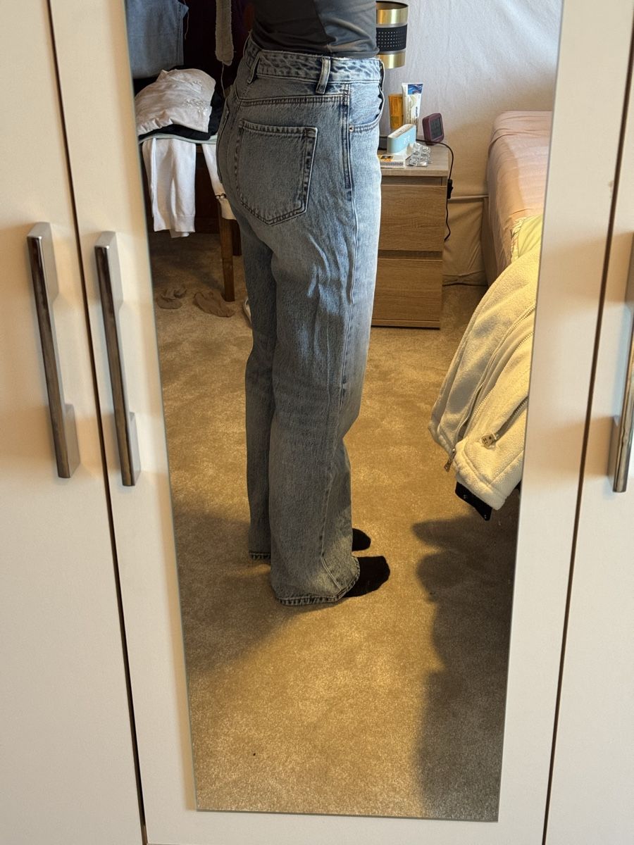 Stradivarius Pantaloni: Jeans D92 – Nuovo (secondo la descrizione) da Yvorne venduto da mel_wic 1
