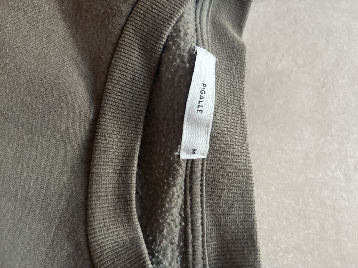 Pullover & Sweatshirts: Süsser Pullover in M – Gebraucht aus Aarwangen von emelie.1101 1