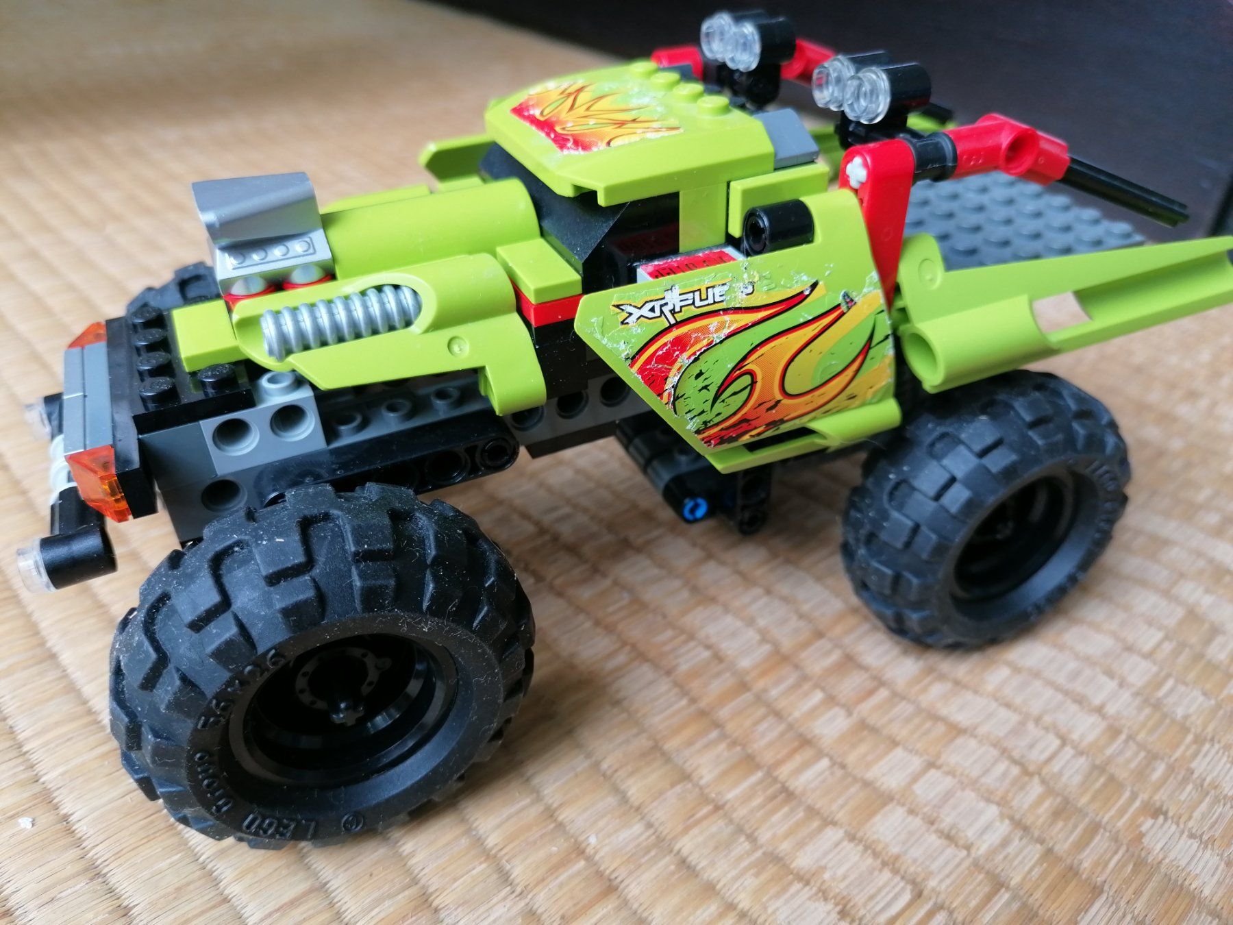 Lego Baukästen: LEGO Technic # Ranger mit Pull-Back motor – Gebraucht aus LAUSANNE von Ch0937