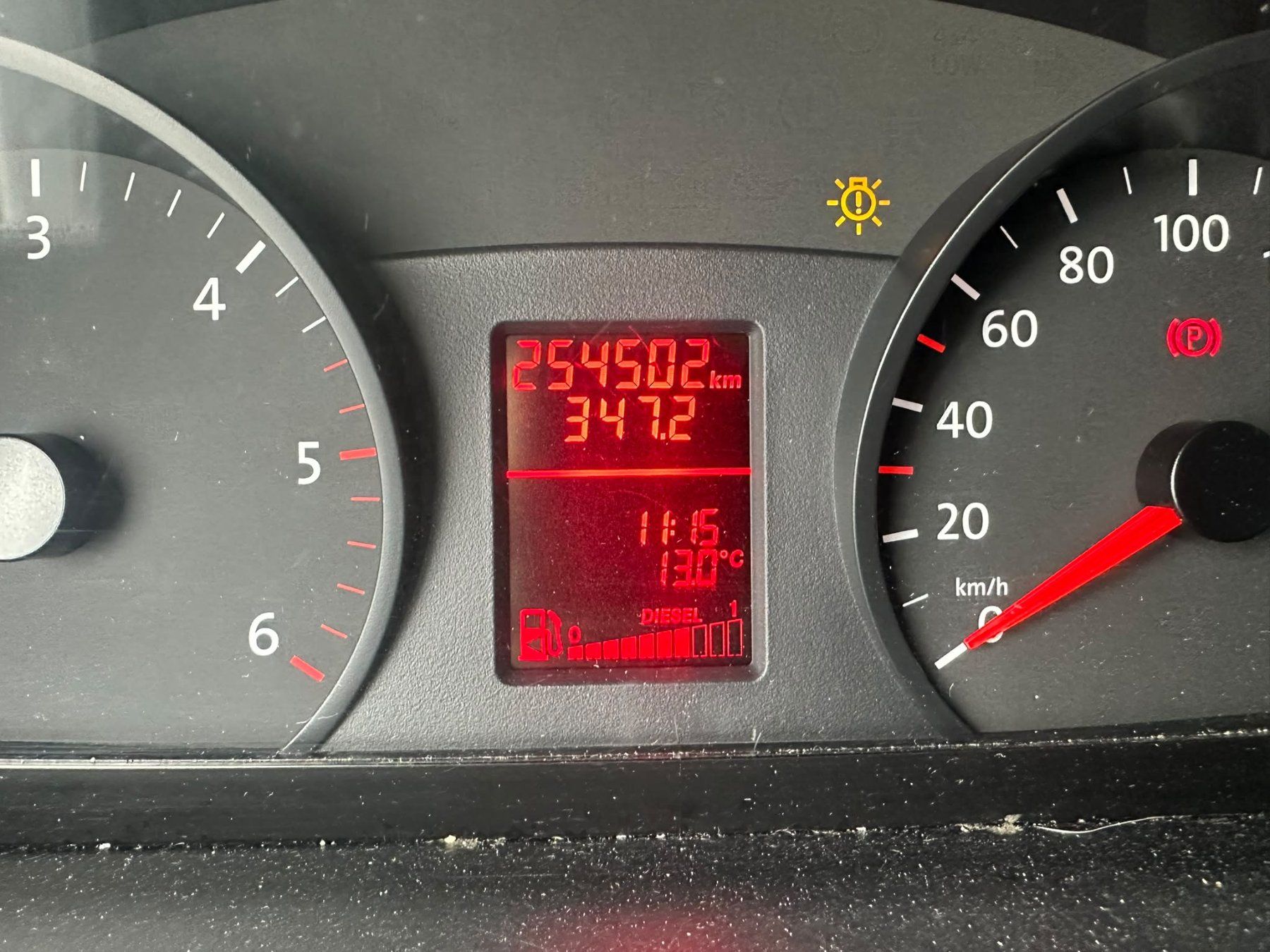 VW Nutzfahrzeuge: VW Crafter 35 – Gebraucht aus Otelfingen von hof74 4