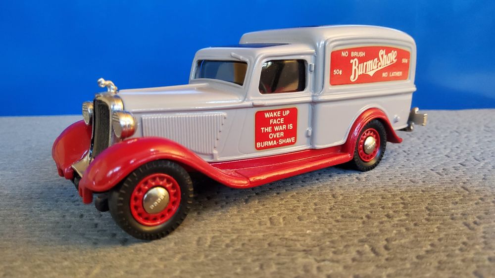 Brooklin 1/43ème Dodge van Burma Shave BRK 16 - Modélisme