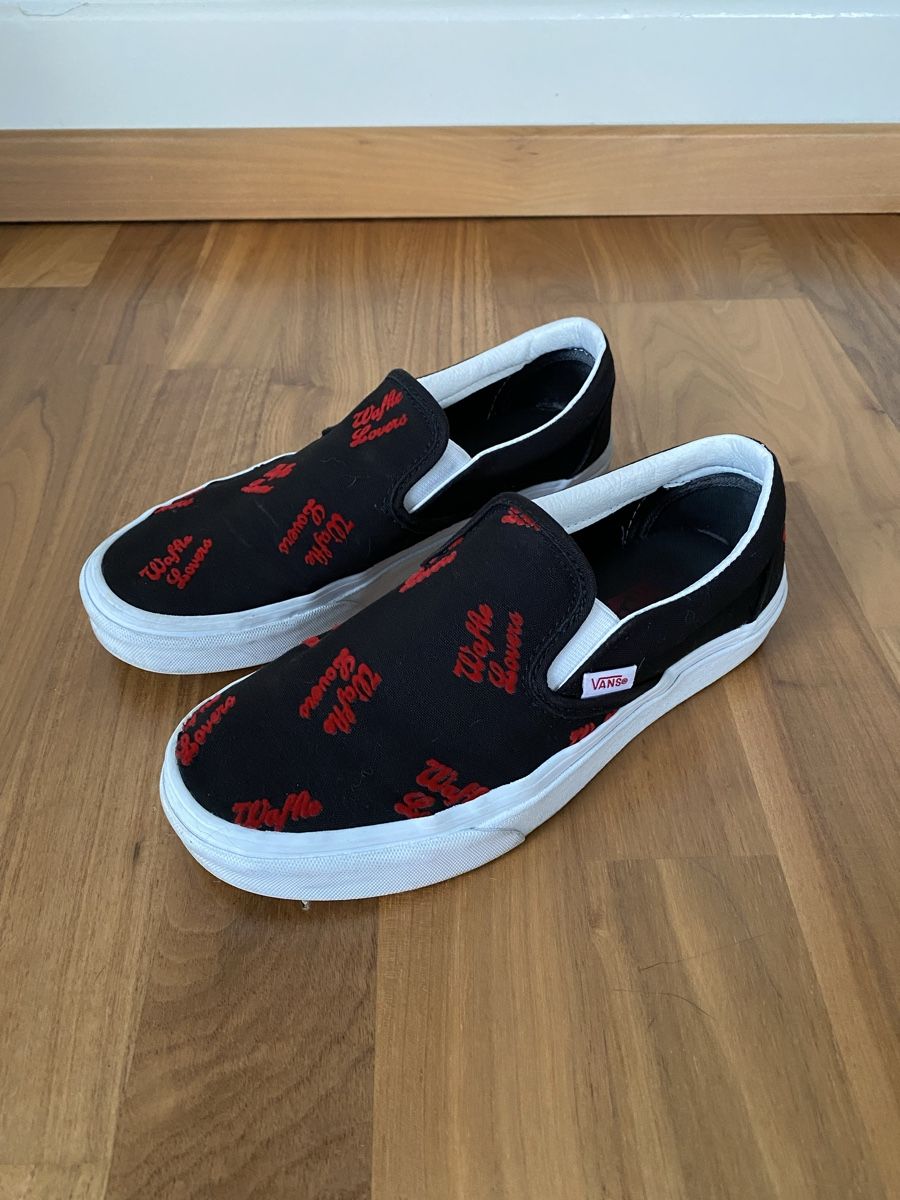 Vans Scarpe da uomo: Vans Era Slip Ons Grösse 37 – Usato da Laupersdorf venduto da Yuki__ 1