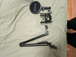 RØDE Mikrofonarm Set – Professionelles Studio-Equipment
