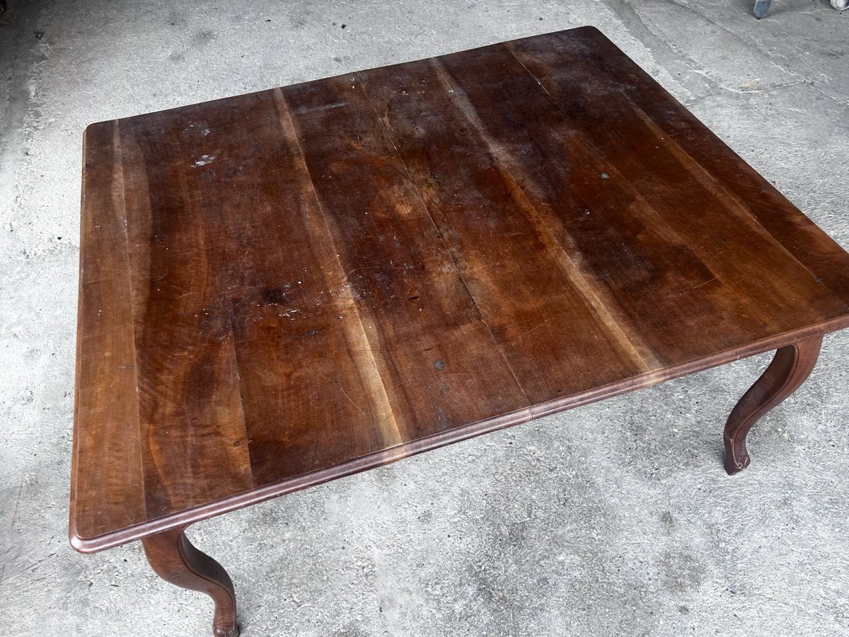 Tische: Table en chêne – Gebraucht aus Arnex-sur-Orbe von SPATZEL666 2