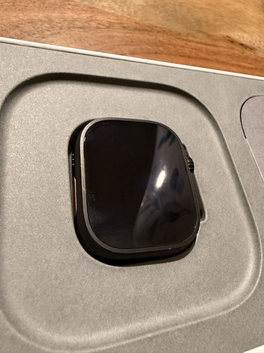 Apple Smartwatch: Apple Watch Ultra 2 Milanese loop S – Neu (gemäss Beschreibung) aus Winterthur von djt_8w2x 6