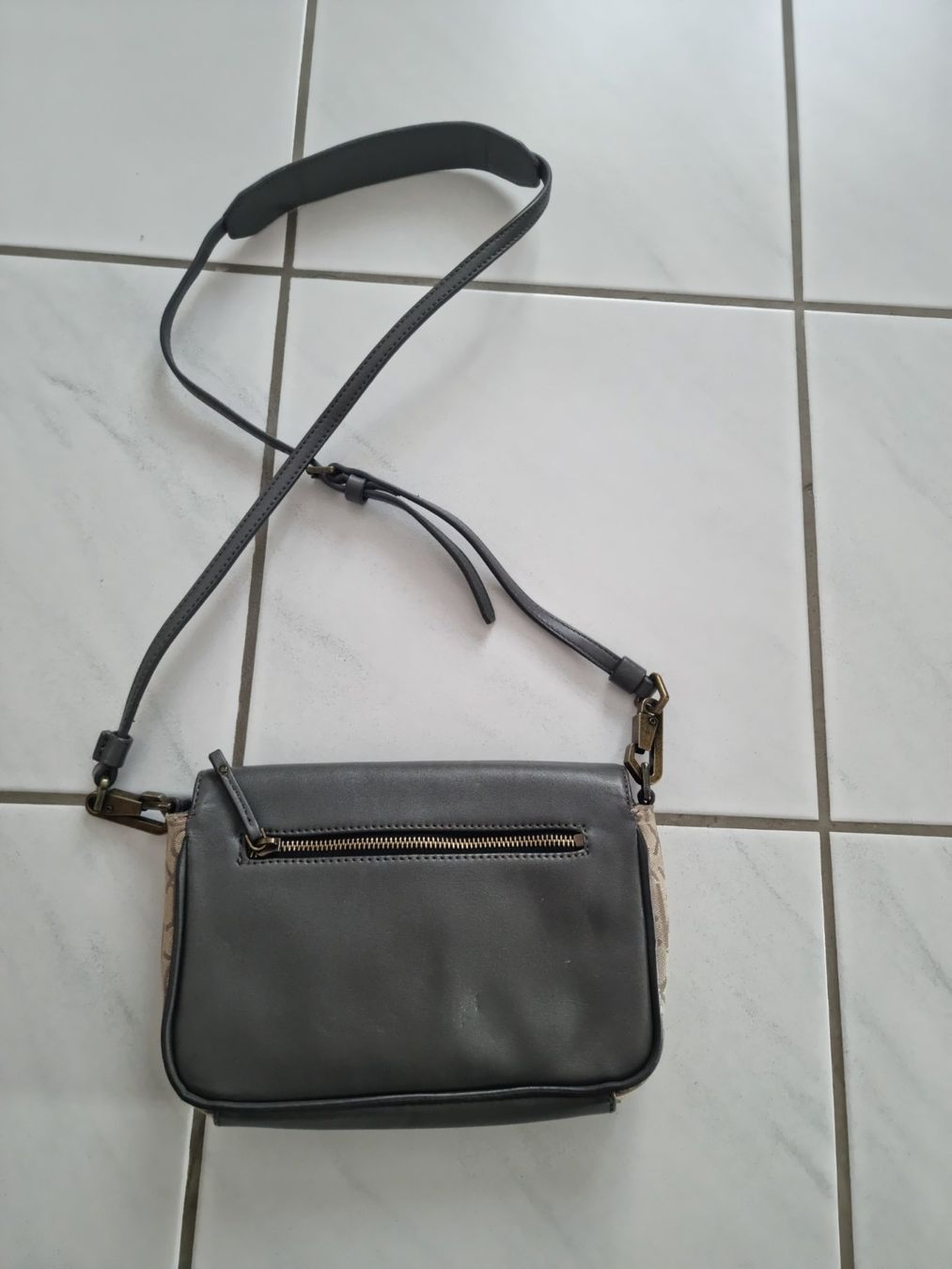 Calvin Klein Borse da donna: Tasche Calvin Klein – Usato da Wetzikon ZH venduto da cid_veronika 1