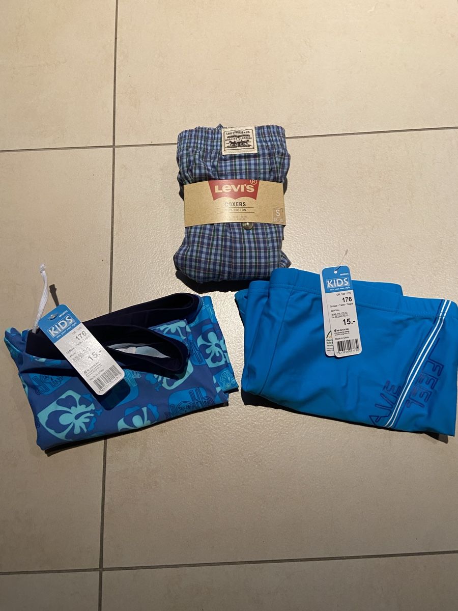 Migros Biancheria intima: 2 costumi e 1 boxer intimo – Nuovo e nell'imballaggio originale da Davesco-Soragno venduto da dvf_7h6d 2