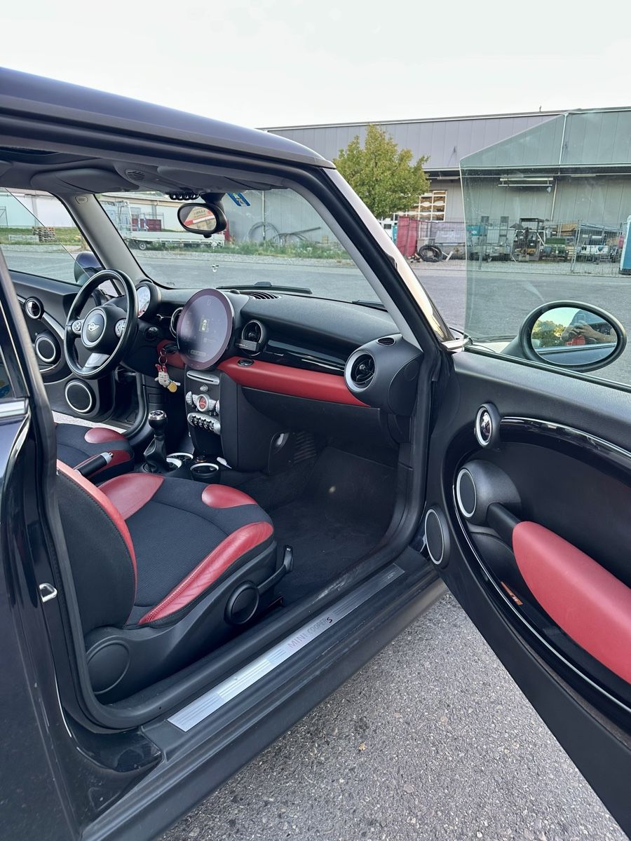 Mini Autos: Mini Cooper S R56 – Défectueux à Zeiningen par luc_z8vd 6
