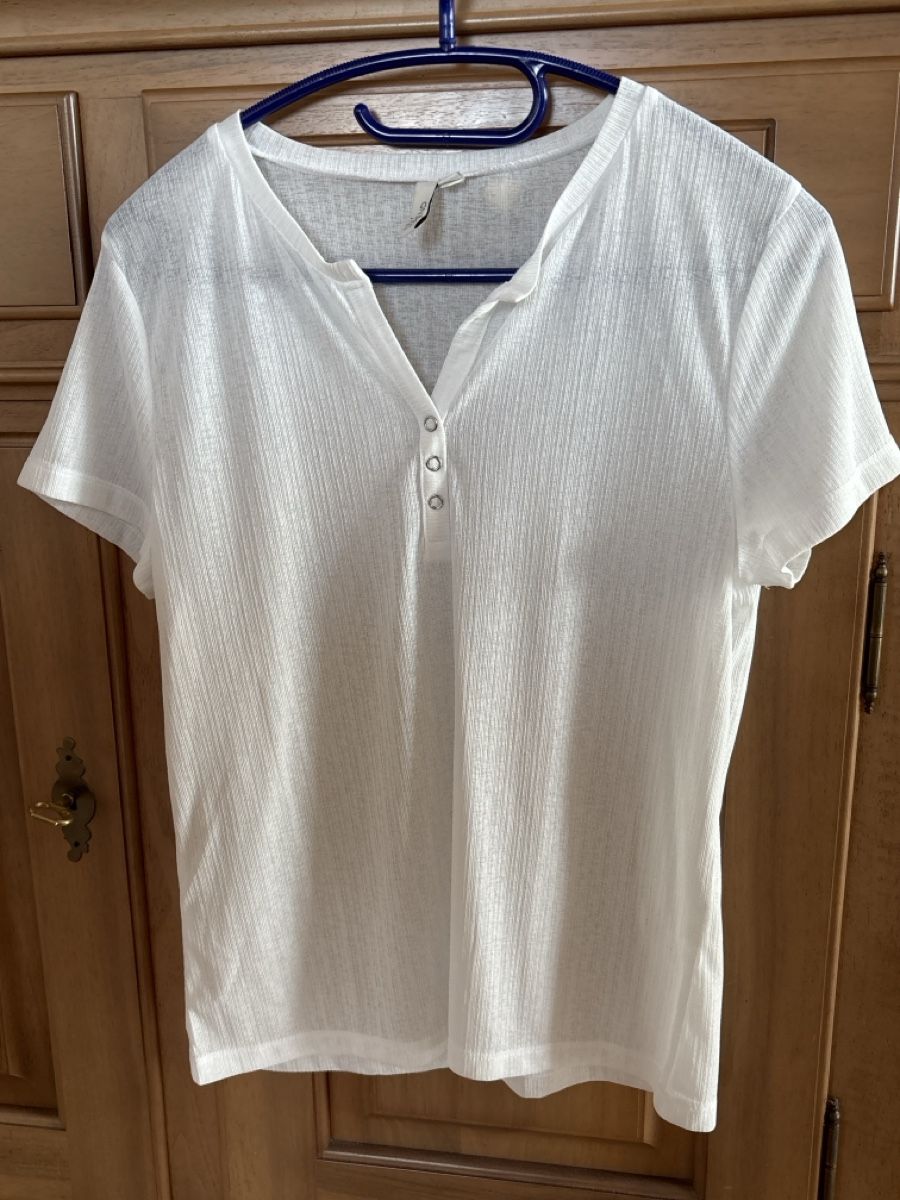 T-shirt: T-Shirt Grösse M – Usato da Unterentfelden venduto da Lavach