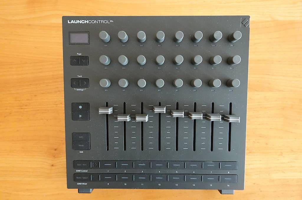 Instruments de musique: Novation Launch Control XL 3 - DWA-Controller - neuwertig! – D'occasion à Ortschwaben par Hephaistos01