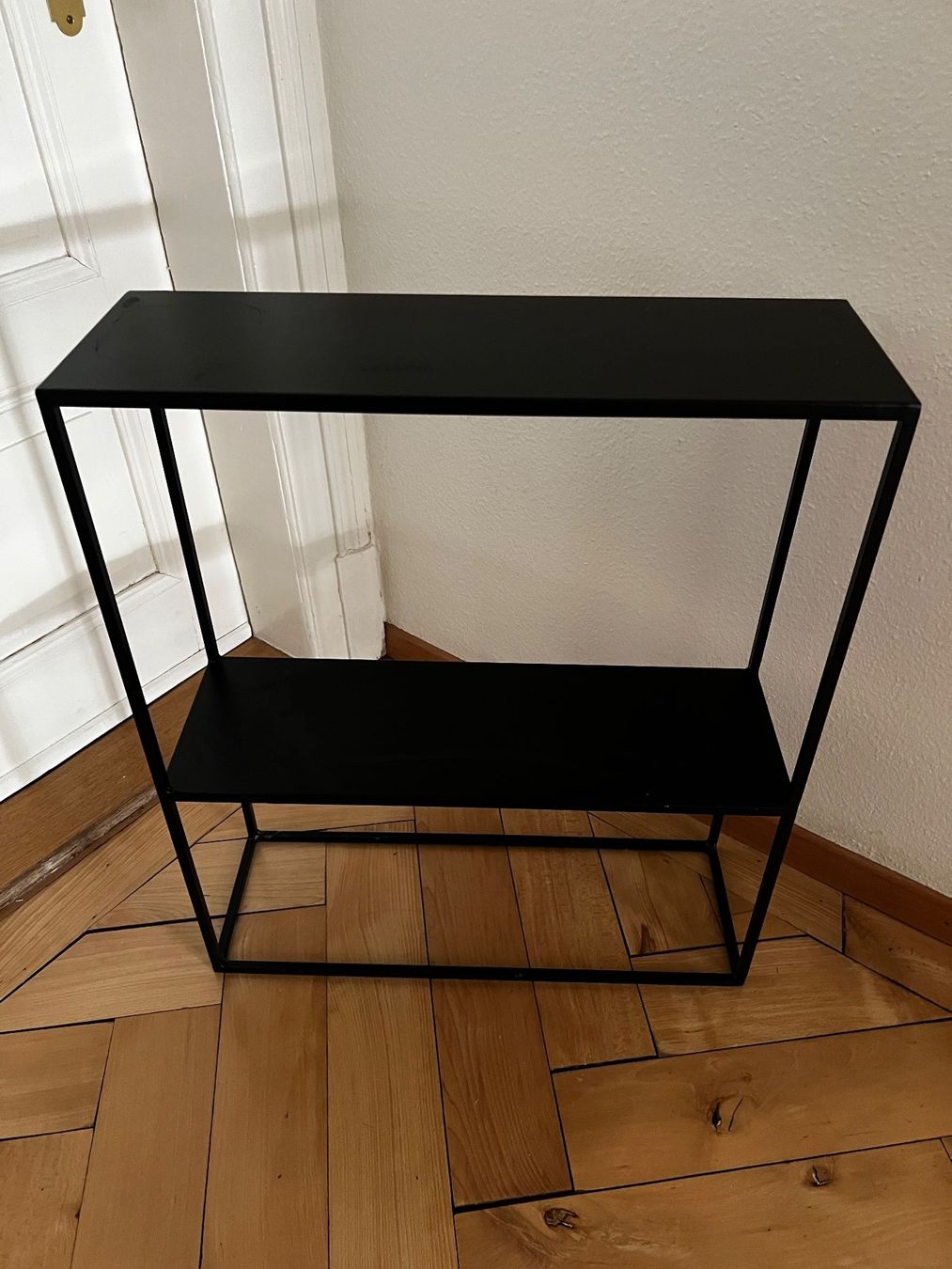 Étagères: Regal aus Metall schwarz – D'occasion à Zürich par Allys-Closet 2