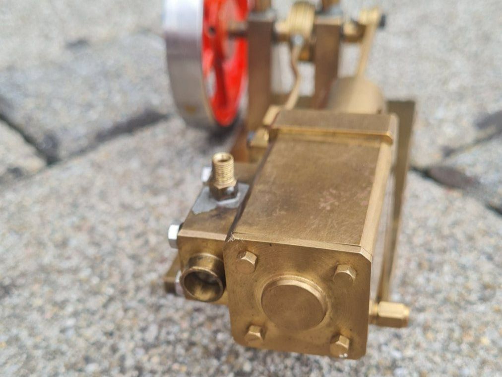 Modellbausätze & Standmodelle: Dampfmaschine?? / Luftmodell?? / Messing /Eigenbau?? /1.4 Kg – Gebraucht aus Safenwil von Husqi2000 4
