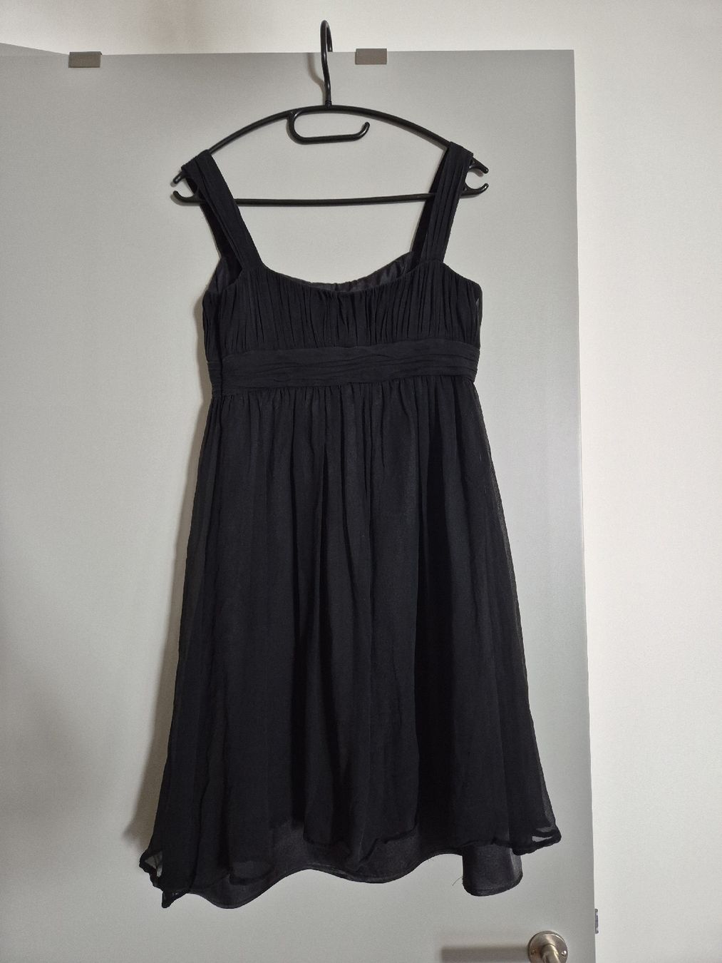 Kleider: Schwarzes Kleid - Grösse 36 – Neu (gemäss Beschreibung) aus Luzern von bam_qr5p 1