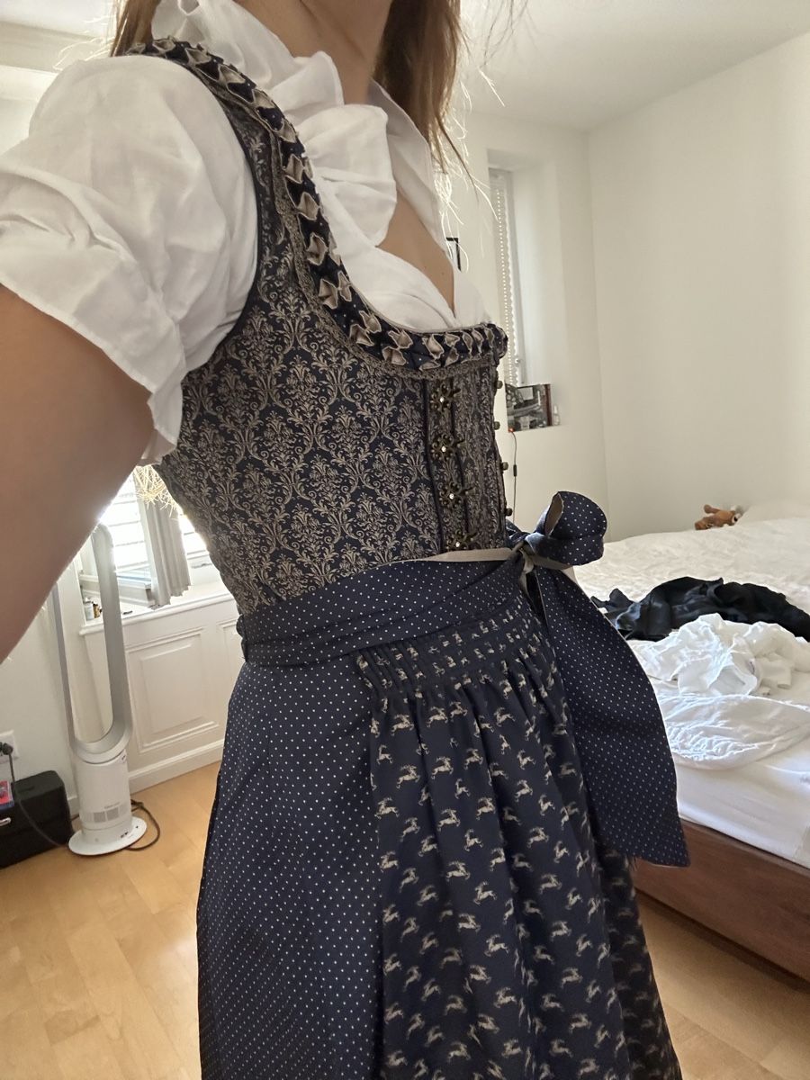 Krüger Vestiti: Dirndl 36 Krüger – Usato da Zürich venduto da ili12 1